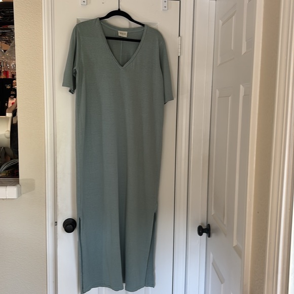 Wrap London T-Shirt Dress- Organic Cotton Hemp Blend - Picture 1 of 16
